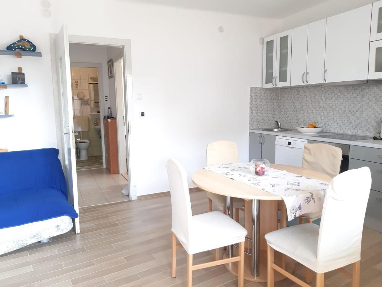 Nina, Apartment In City Centre Split Bagian luar foto