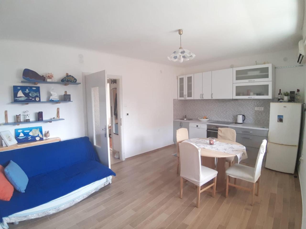 Nina, Apartment In City Centre Split Bagian luar foto